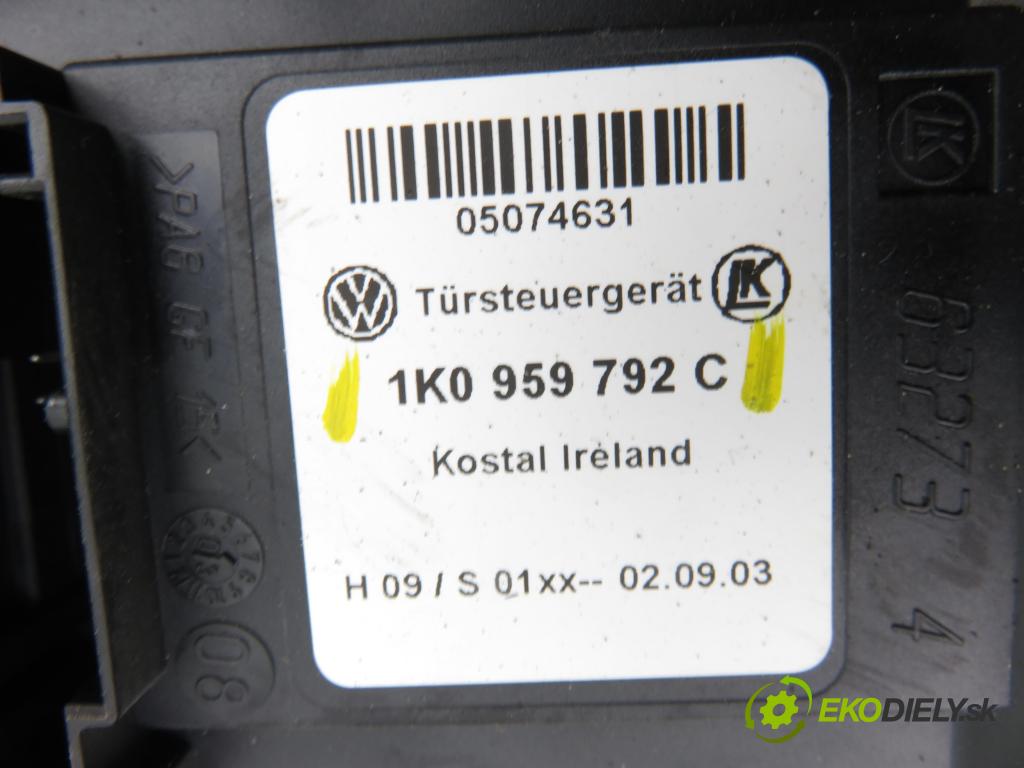 VW GOLF V (1K1) HB 2004 77,00 1.9 TDI - BKC 1896,00 Mechanizmus okien 1K0959702E ; 1K0959792C