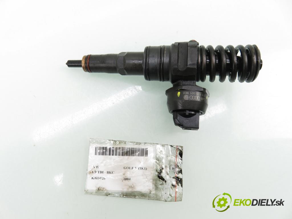 VW GOLF V (1K1) HB 2004 77,00 1.9 TDI PD 105 - BKC 1896,00 vstříkovač 038130073AG ; 0414720215 (Vstřikovač paliva)