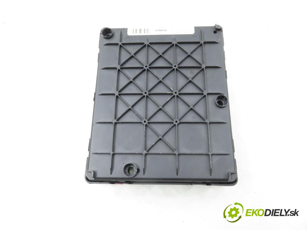 RENAULT MEGANE I (BA0/1_) HB 2001 75,00 1.9 dCi (BA05, BA1F) - F9Q 732 1870,00 MODUL BSI S108502510D ; 8200029340B