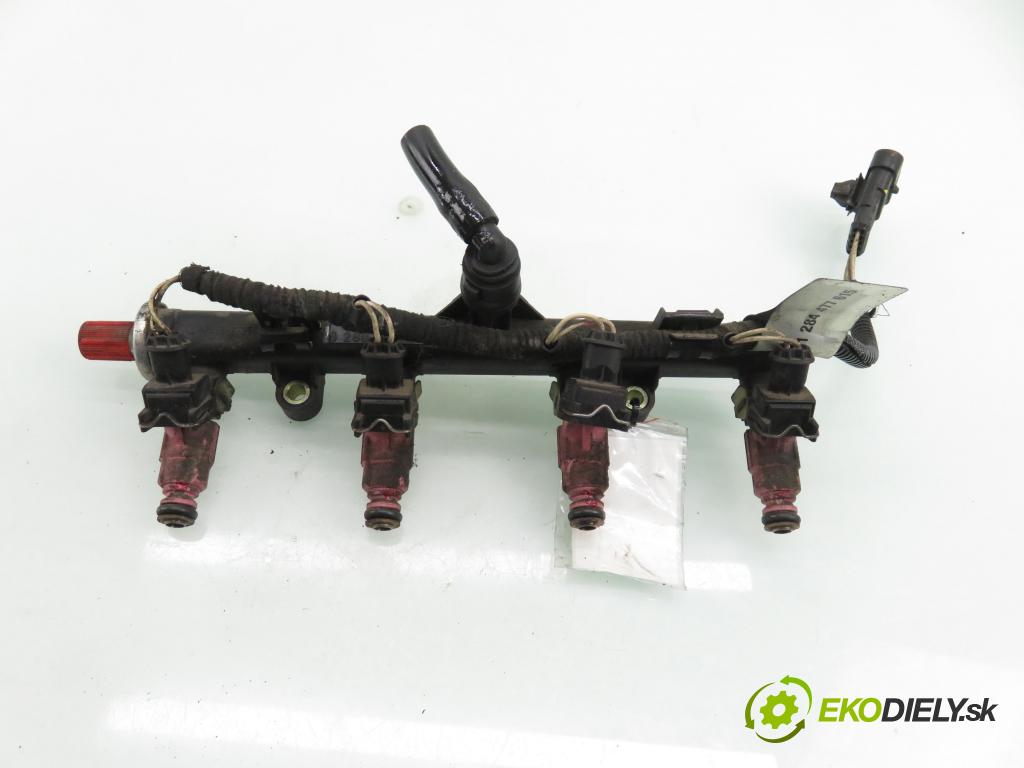 FIAT STILO Multi Wagon (192_) KOMBI 2004 70,00 1.4 16V 95 - 843 A1.000 1368,00 lišta vstřikovací 0280156183 ; 0280151210 (Vstřikovací lišta)