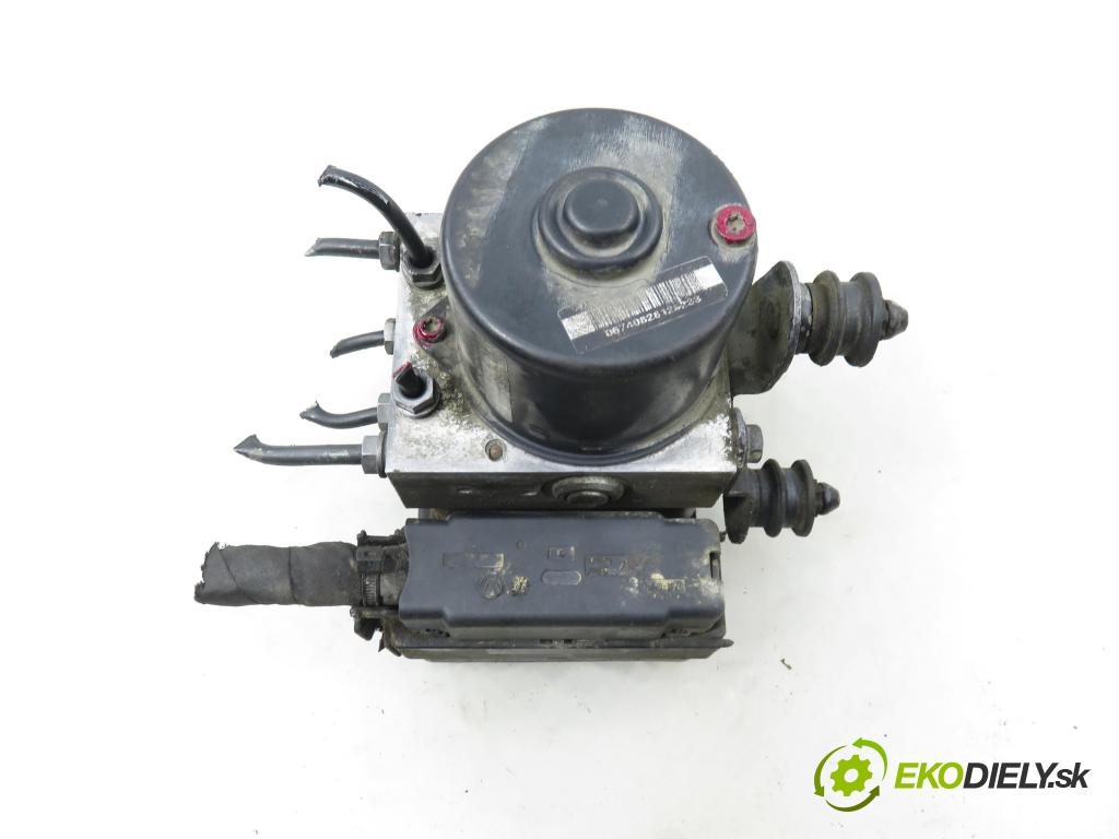VW GOLF V (1K1) HB 2004 77,00 1.9 TDI PD 105 - BKC 1896,00 pumpa ABS 1K0907379K ; 10096003483 ; 1K0614517H (Pumpa ABS)