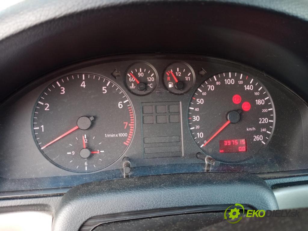 AUDI A4 (8D2, B5) SEDAN 1998 74,00 1.6 - AHL 1595,00 prístrojovka elektrický 8D0919861C