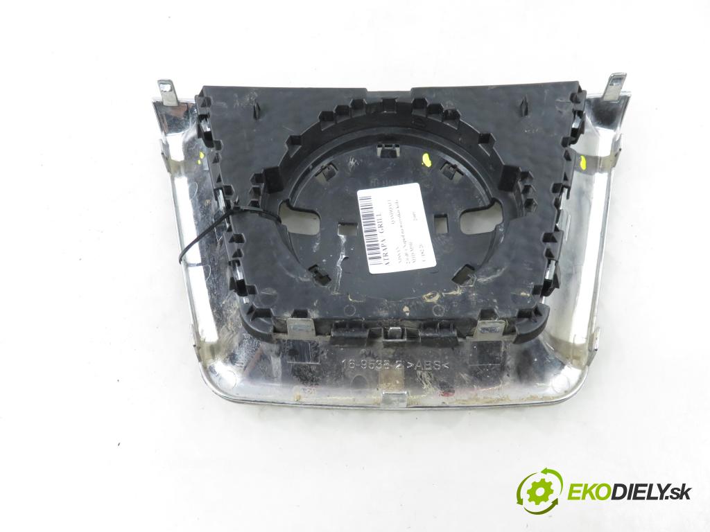 NISSAN QASHQAI / QASHQAI +2 I (J10, JJ10) SUV 2009 110,00 2.0 dCi AWD 150 - M1D M9R 1994,00 mřížka / maska