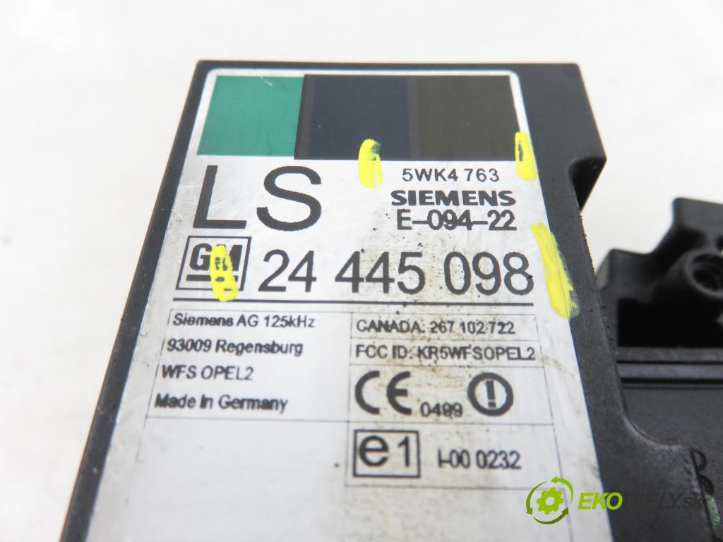 OPEL CORSA C (X01) HB 2004 44,00 1 - Z 10 XEP 998,00 spínačka / imobilizéra IMMO / řídící jednotka 24420621 ; 0261208209 ; 5WK4763