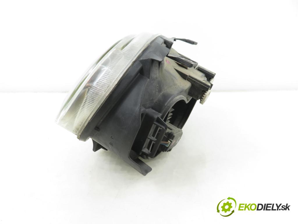 VW GOLF IV (1J1) HB 1999 55,00 1.4 16V - AXP 1390,00 Svetlo LP 1J1941015B
