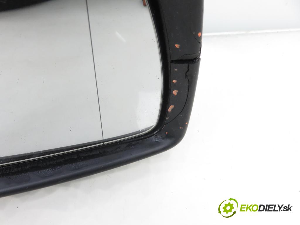 BMW X3 (E83) SUV 2005 110,00 2.0 i - N46 B20 B 1995,00 zpětné zrcátko