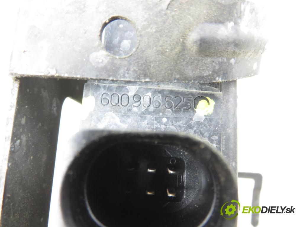 VW GOLF V (1K1) HB 2004 77,00 1.9 TDI PD 105 - BKC 1896,00 VENTIL: magnetický 6Q0906625