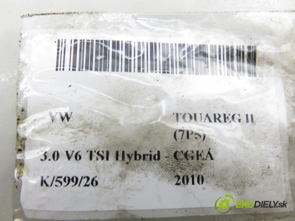 VW TOUAREG (7P5) SUV 2010 245,00 3.0 V6 TSI Hybrid - CGEA 2995,00 rúrka / Rúra servočerpadlo 7P0422898B ; 7P0422967A ; 7L6422371E