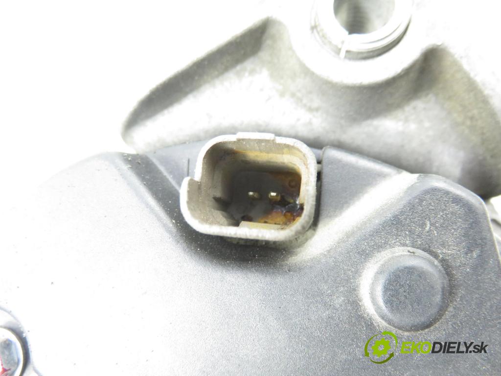 RENAULT MEGANE I (BA0/1_) HB 2001 75,00 1.9 dCi (BA05, BA1F) - F9Q 732 1870,00 Alternátor 8200064685 ; 2542495A (Alternátor)