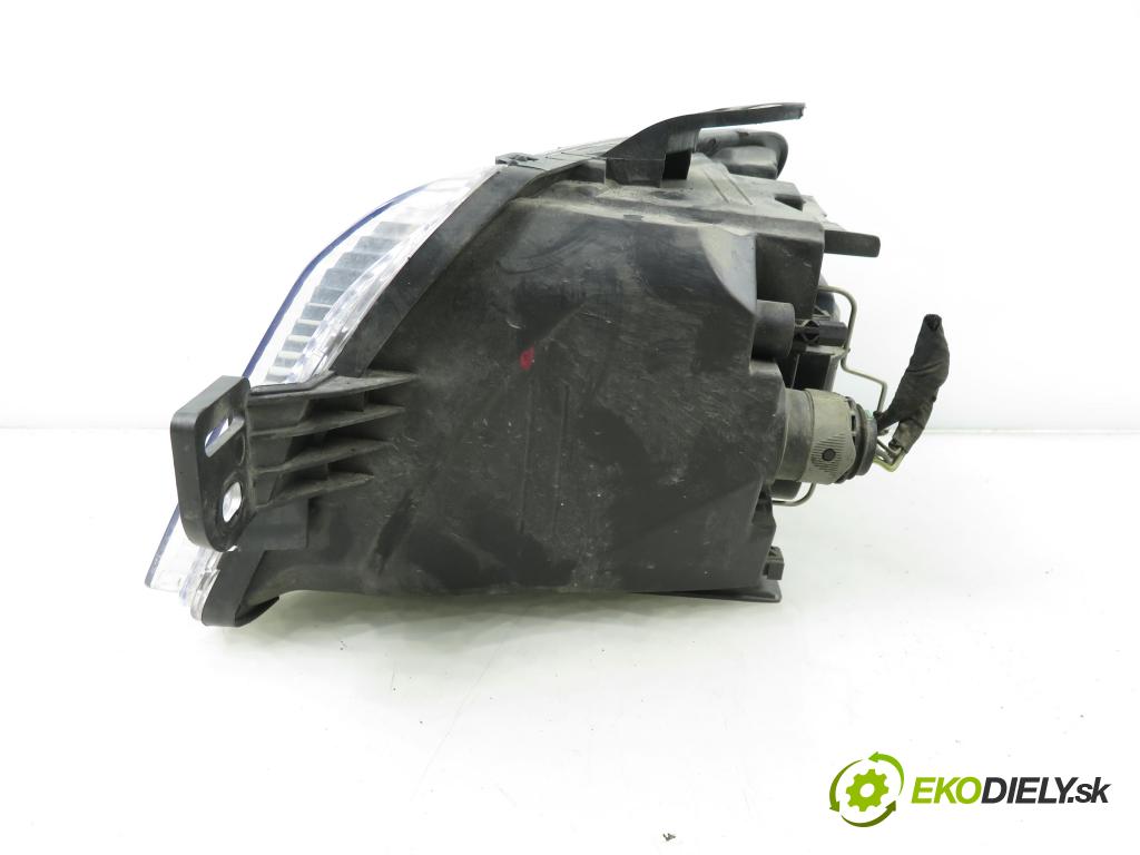 FIAT PANDA (169_) HB 2004 40,00 1.1 54 - 187 A1.000 1108,00 Svetlo PP