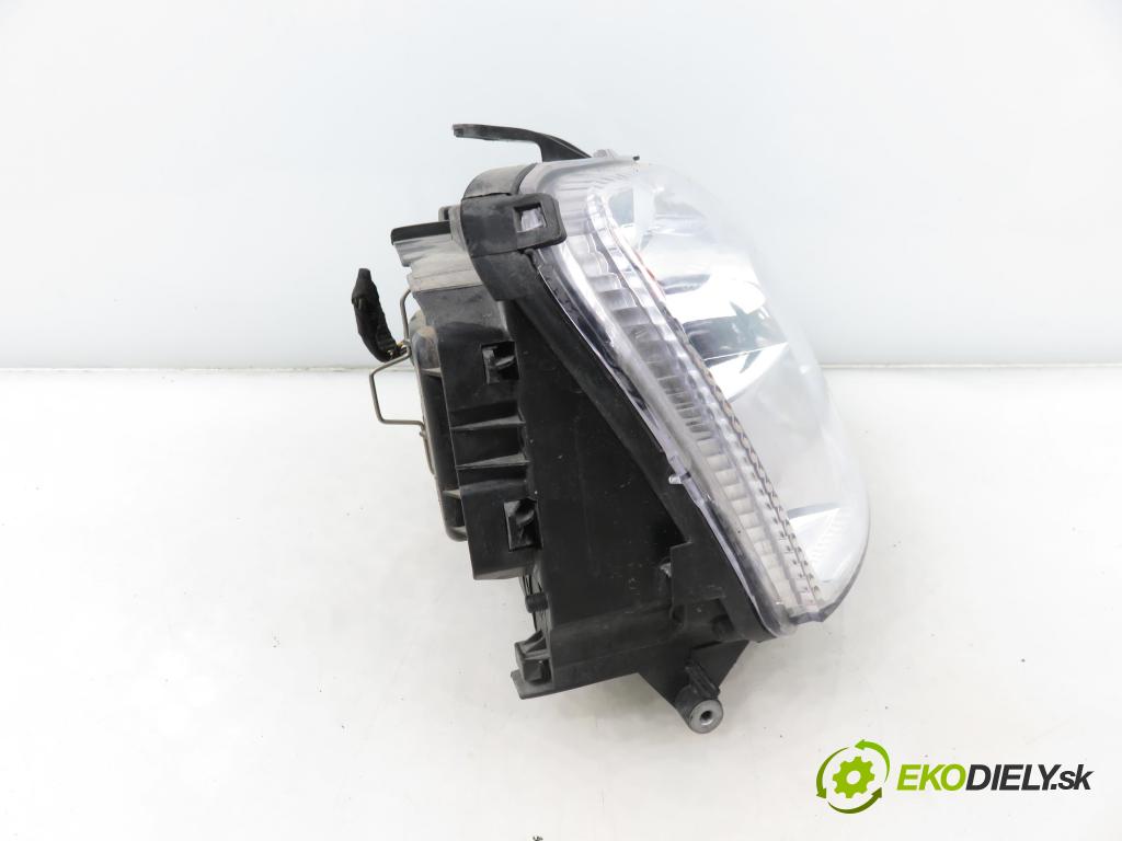 FIAT PANDA (169_) HB 2004 40,00 1.1 54 - 187 A1.000 1108,00 Svetlo PP