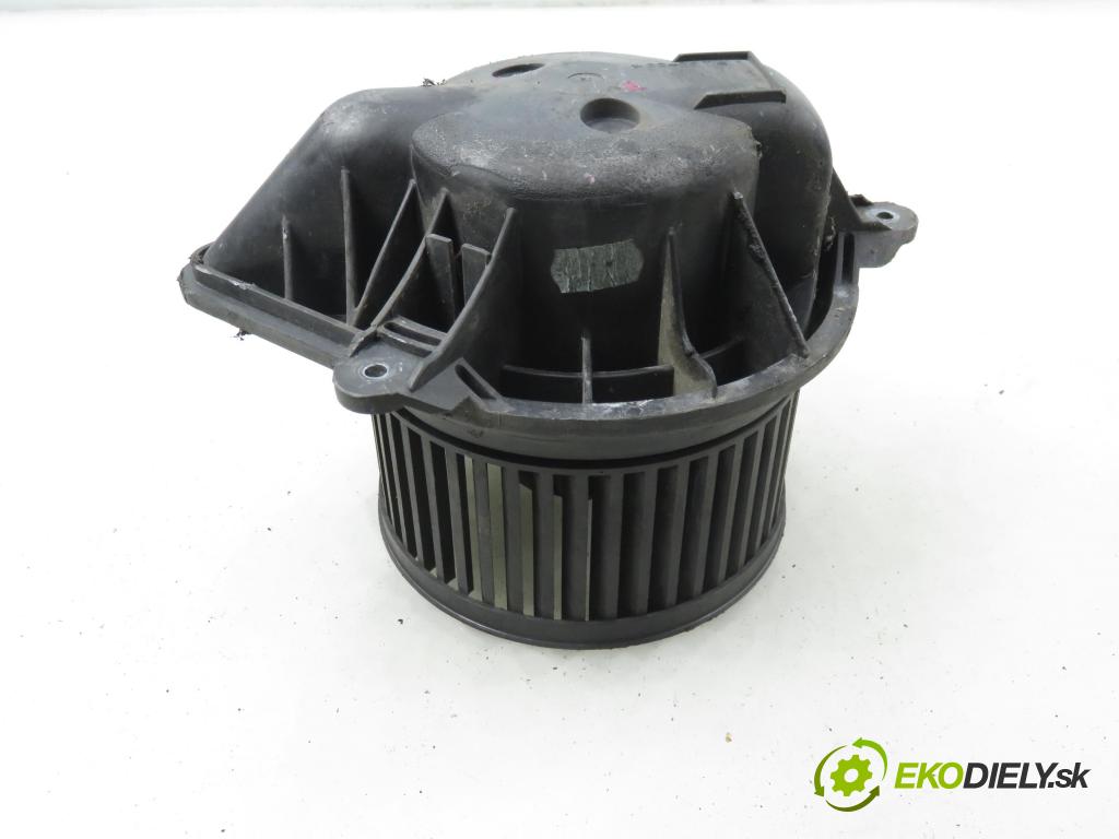 RENAULT MEGANE I (BA0/1_) HB 2001 75,00 1.9 dCi (BA05, BA1F) - F9Q 732 1870,00 Ventilátor vetráku