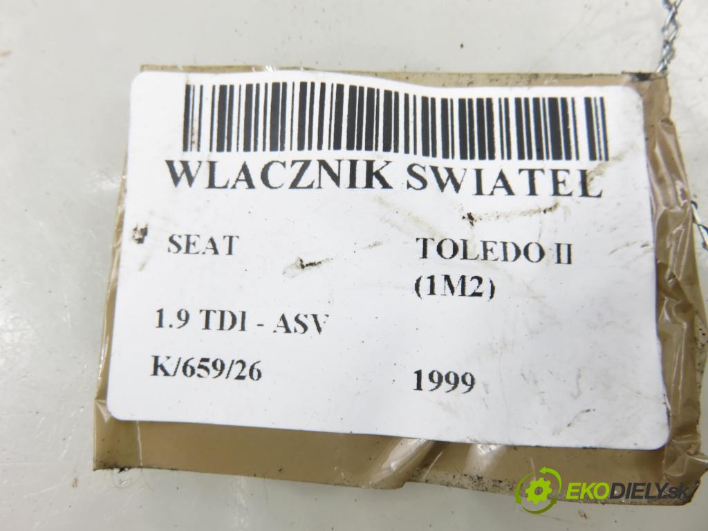 SEAT TOLEDO II (1M2) SEDAN 1999 81,00 1.9 TDI - ASV 1896,00 prepínač svetlá 1M1941531E