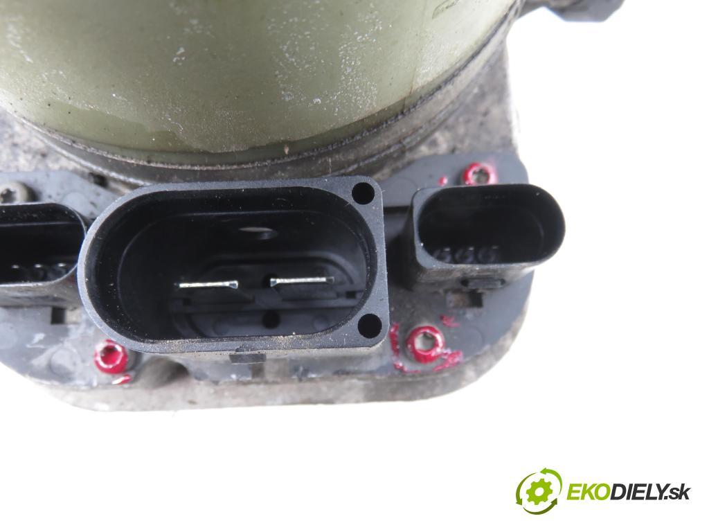 AUDI A2 (8Z0) HB 2001 55,00 1.4 - AUA 1390,00 Pumpa servočerpadlo 8Z0423156F ; 8Z1423051N