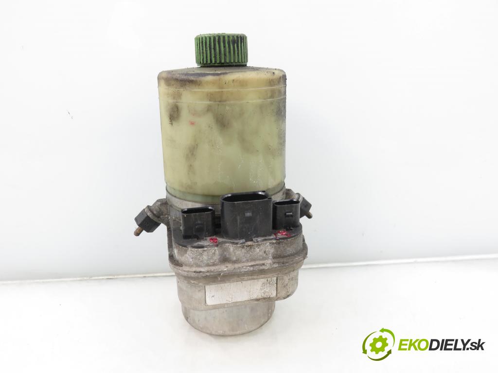 AUDI A2 (8Z0) HB 2001 55,00 1.4 - AUA 1390,00 Pumpa servočerpadlo 8Z0423156F ; 8Z1423051N