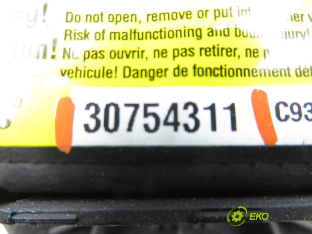 VOLVO V70 II SW (285) KOMBI 2007 136,00 2.4 D5 - D 5244 T4 2400,00 AirBag air BAG volantu 30754311