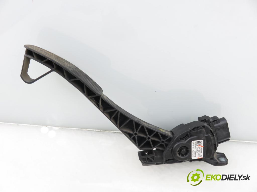 VOLVO V70 II SW (285) KOMBI 2007 136,00 2.4 D5 - D 5244 T4 2400,00 Potenciometer plynu 6PV00954801 ; 30715173 (Potenciometer plynového pedálu)