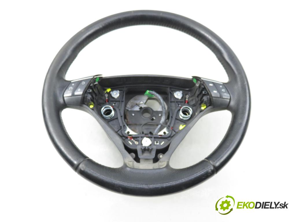 VOLVO V70 II SW (285) KOMBI 2007 136,00 2.4 D5 - D 5244 T4 2400,00 Volant 30680819 (Volant)