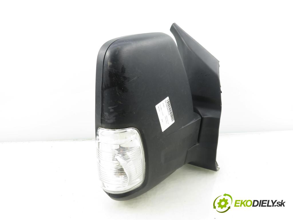 FORD TRANSIT Furgon FURGON 2014 92,00 2.2 TDCi - CYF5 2198,00 zpětné zrcátko