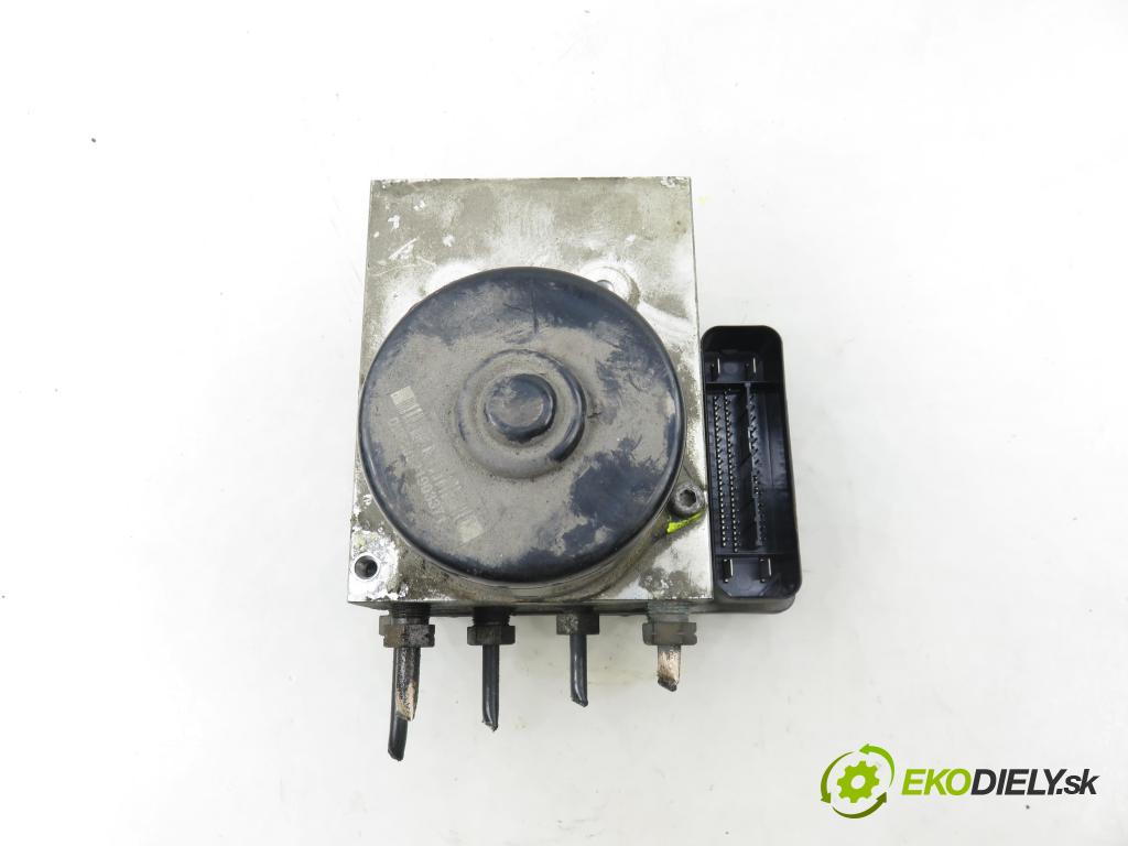 VOLVO V70 II SW (285) KOMBI 2007 136,00 2.4 D5 - D 5244 T4 2400,00 Pumpa ABS 10092504153 ; 30793445 ; 10020405084 (Pumpa ABS)
