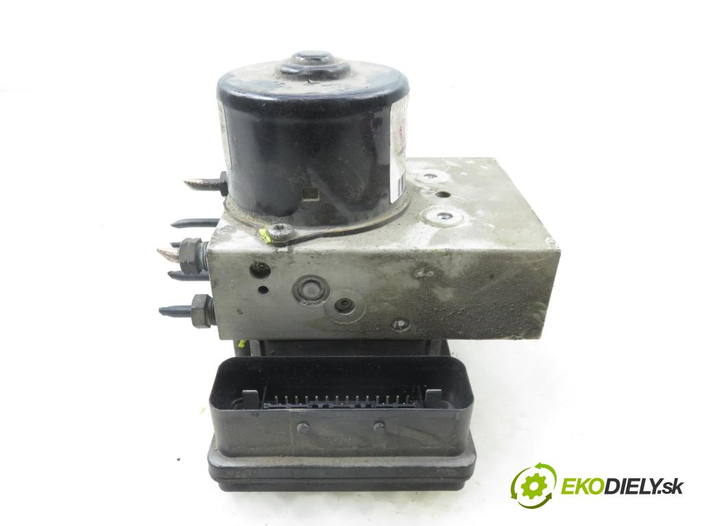 VOLVO V70 II SW (285) KOMBI 2007 136,00 2.4 D5 - D 5244 T4 2400,00 Pumpa ABS 10092504153 ; 30793445 ; 10020405084 (Pumpa ABS)