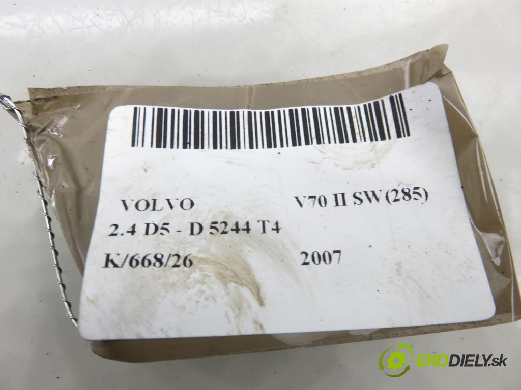 VOLVO V70 II SW (285) KOMBI 2007 136,00 2.4 D5 - D 5244 T4 2400,00 AirBag motora 307415676