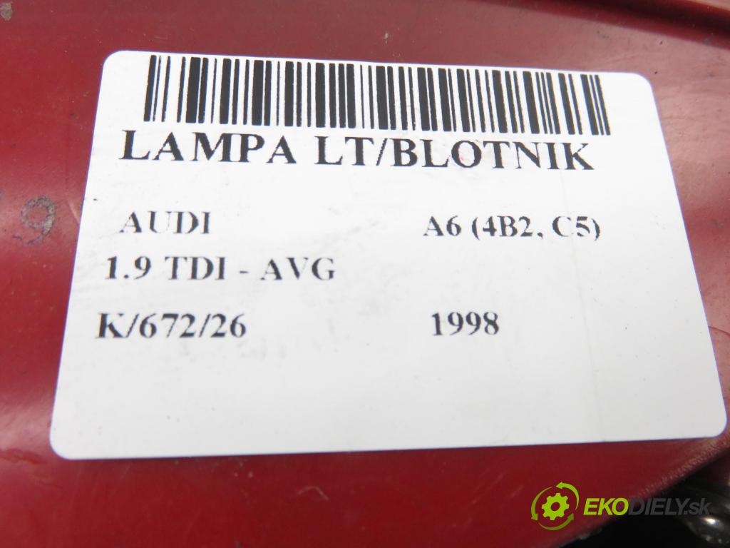AUDI A6 (4B2, C5) SEDAN 1998 81,00 1.9 TDI 110 - AVG 1896,00 Svetlo ľavé zadné