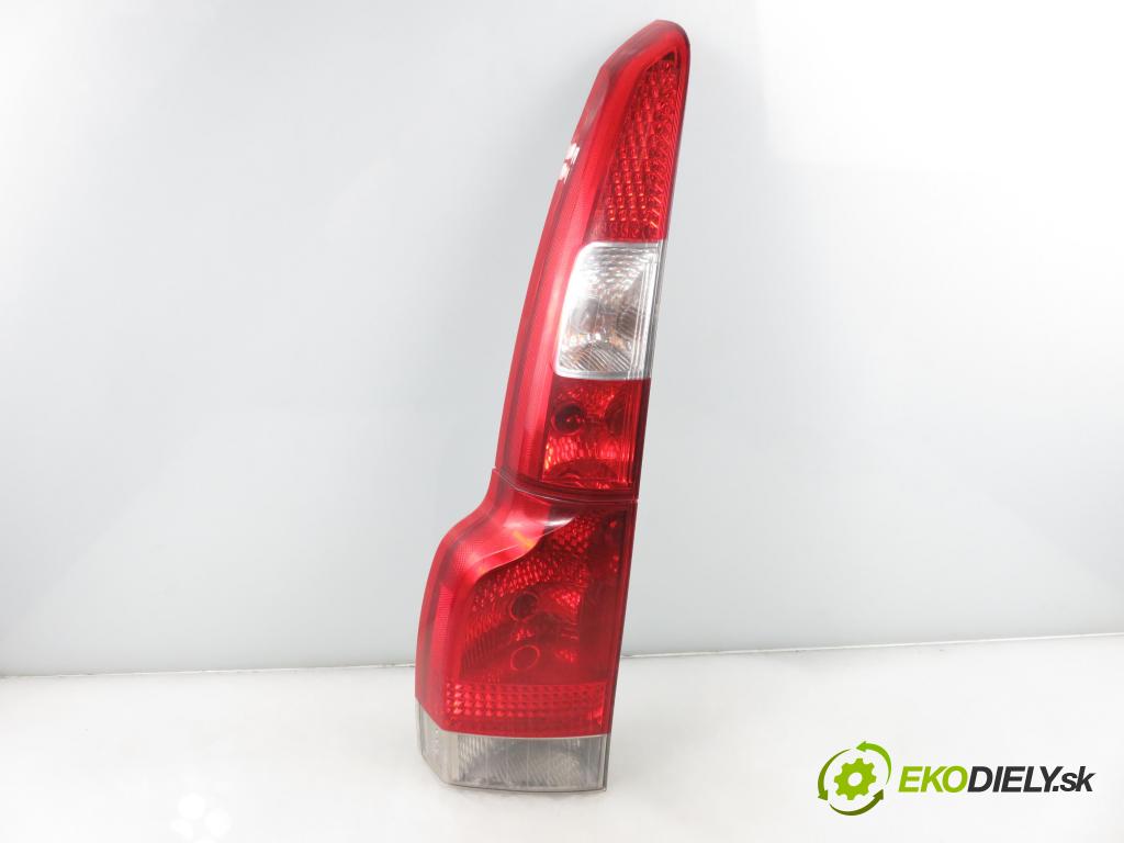 VOLVO V70 II SW (285) KOMBI 2007 136,00 2.4 D5 - D 5244 T4 2400,00 světlo levé zadní 