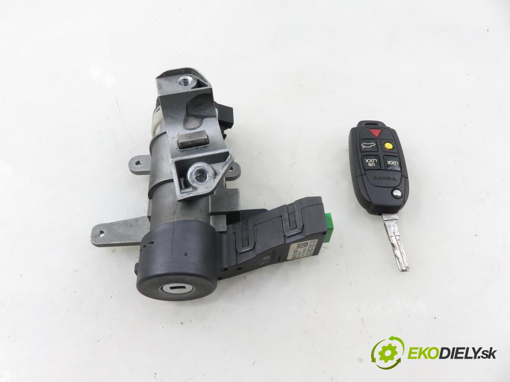 VOLVO V70 II SW (285) KOMBI 2007 136,00 2.4 D5 - D 5244 T4 2400,00 spinačka 8626324 ; 8621509 (Spínacia skrinka)