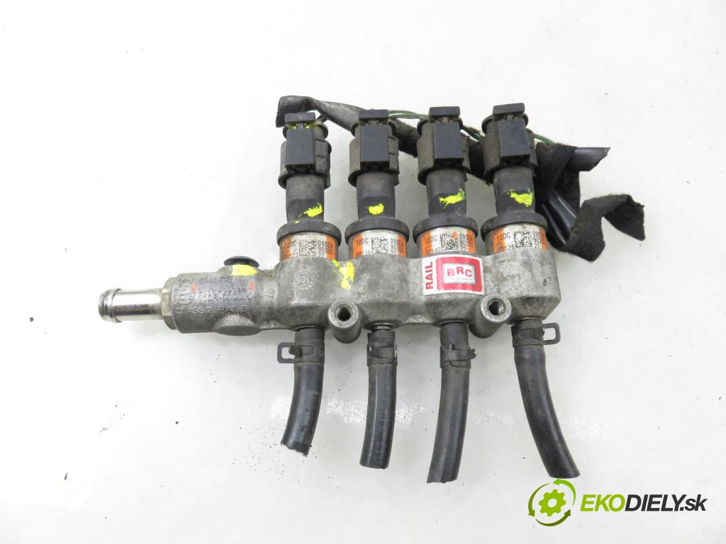 MITSUBISHI OUTLANDER I (CU_W) SUV 2002 100,00 2.0 4WD (CU2W) - 4G63 (DOHC 16V) 1997,00 Lišta vstrekovacia LPG 09SQ99020022 ; 67R010185