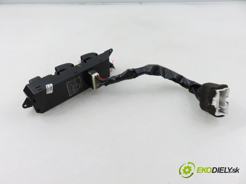 MITSUBISHI OUTLANDER I (CU_W) SUV 2002 100,00 2.0 4WD (CU2W) - 4G63 (DOHC 16V) 1997,00 Panel ovládania okien MR502231