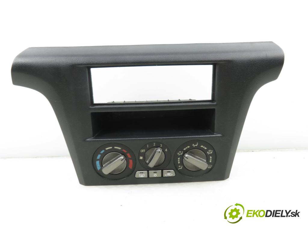 MITSUBISHI OUTLANDER I (CU_W) SUV 2002 100,00 2.0 4WD (CU2W) - 4G63 (DOHC 16V) 1997,00 Panel topení KLIMATIZACE: MR979970HA