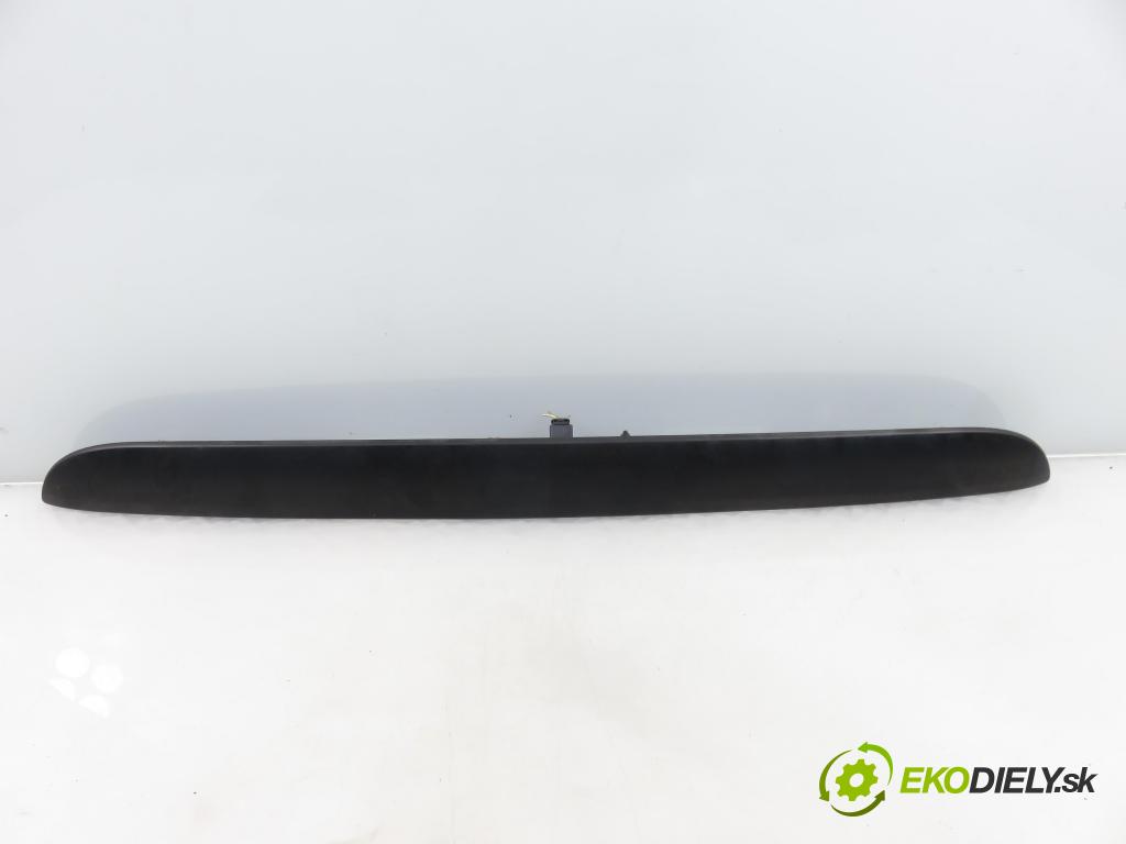 CITROEN XSARA PICASSO (N68) MINIVAN 2001 80,00 1.6 HDi 109 - 9HY (DV6TED4) 1560,00 zadní část - čelo dveří kufr 9649598777