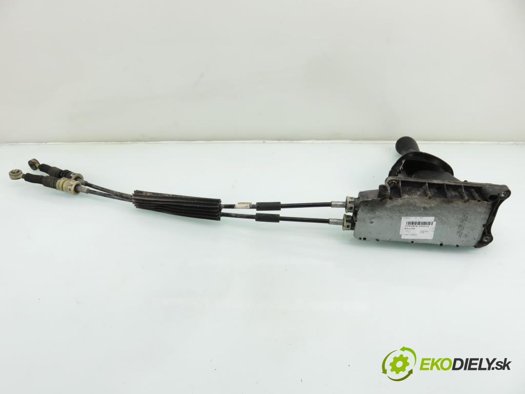 NISSAN NOTE (E11, NE11) HB 2007 63,00 1.5 dCi 86- K9K 276 1461,00 ZVEDÁK: 3550210A