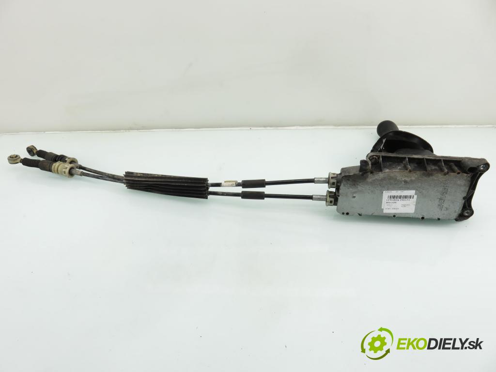 NISSAN NOTE (E11, NE11) HB 2007 63,00 1.5 dCi 86- K9K 276 1461,00 ZVEDÁK: 3550210A