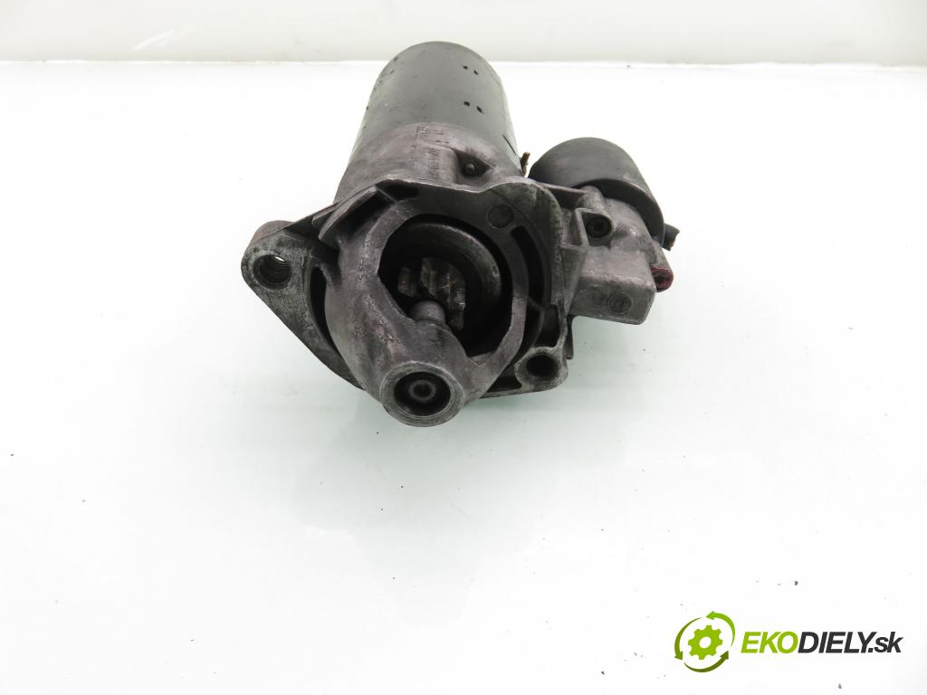 AUDI A6 (4B2, C5) SEDAN 1998 81,00 1.9 TDI 110 - AVG 1896,00 startér 068911024G ; 0001110128 ; 0001110129 (Startér)
