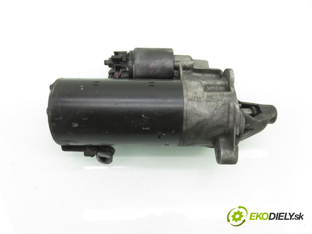 AUDI A6 (4B2, C5) SEDAN 1998 81,00 1.9 TDI 110 - AVG 1896,00 startér 068911024G ; 0001110128 ; 0001110129 (Startér)