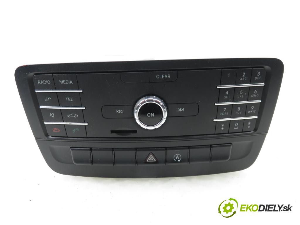 MERCEDES-BENZ KLASA A (W176) HB 2017 66,00 A 160 CDI / d (176.011) 90 - OM 607.951 1461,00 RADIO 2469007618 ; 2469010906