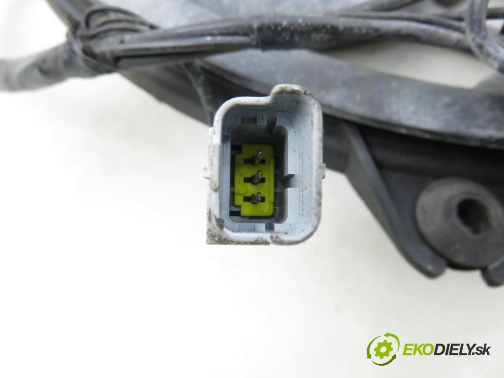 PEUGEOT 407 SW (6E_) KOMBI 2007 100,00 2.0 HDi 135 - RHR 1997,00 ventilátor chladič PODNEBÍ / VODA