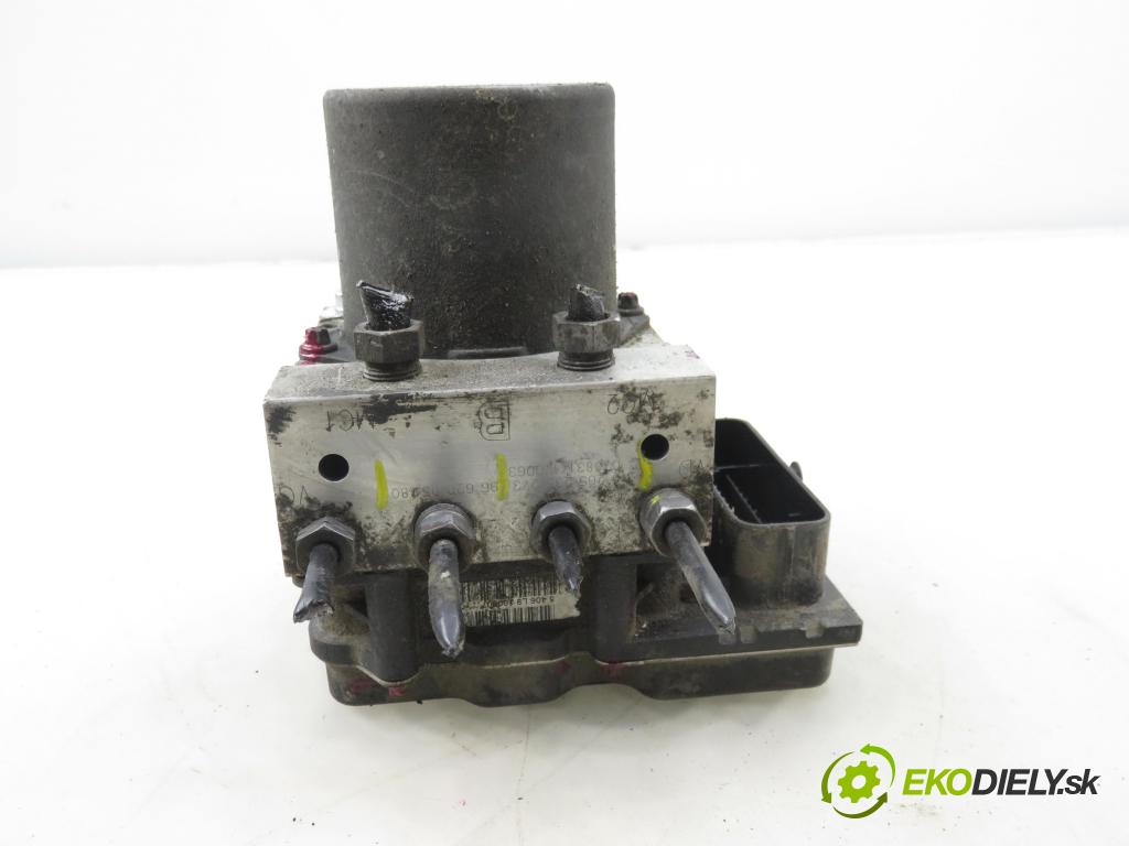 PEUGEOT 407 SW (6E_) KOMBI 2007 100,00 2.0 HDi 135 - RHR 1997,00 Pumpa ABS 9663894080 ; 0265950659 ; 0265235273 (Pumpa ABS)