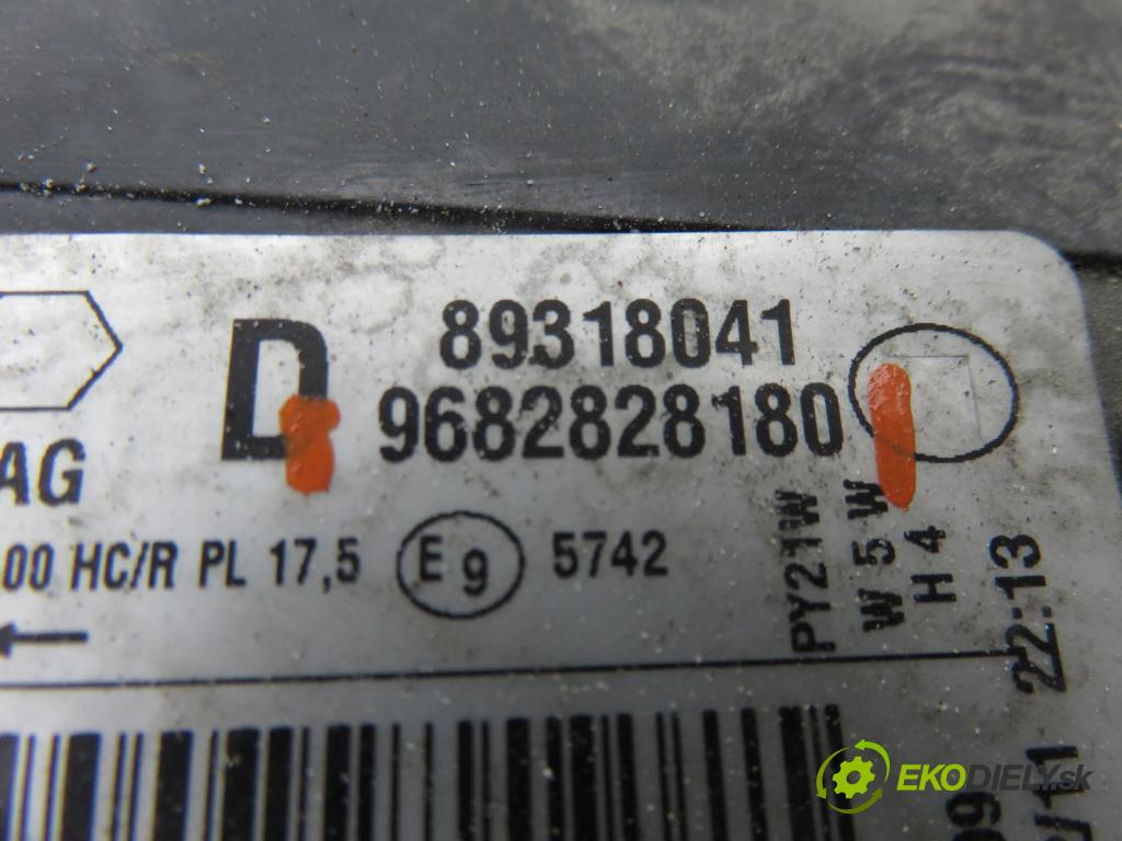 CITROEN BERLINGO Nadwozie pełne/minivan (B9) FURGON 2011 55,00 1.6 HDi / BlueHDi 75 - 9HN (DV6ETED) 1560,00 světlo PP 9682828180