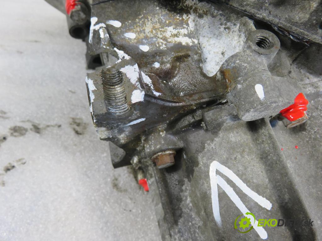 FIAT BRAVO II (198_) HB 2007 66,00 1.4 - 192 B2.000 1368,00 Prevodovka MANUALNA 55196336