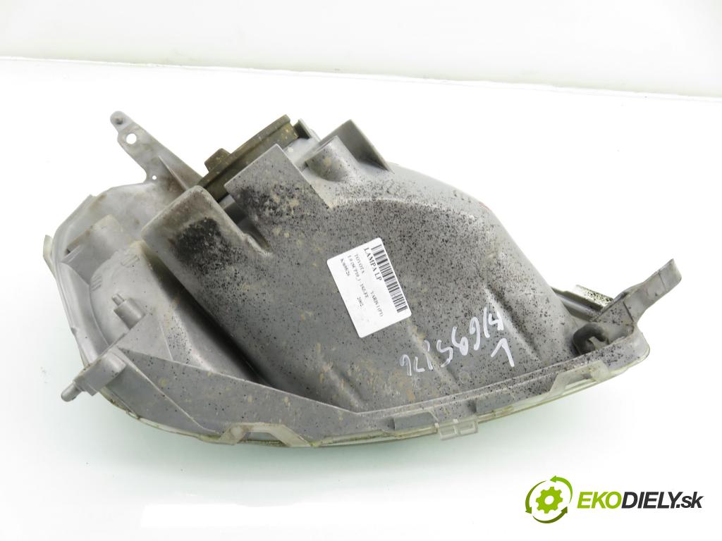 TOYOTA YARIS (_P1_) HB 2002 50,00 1.0 VVT- i 68 - 1SZ-FE 998,00 Svetlo LP