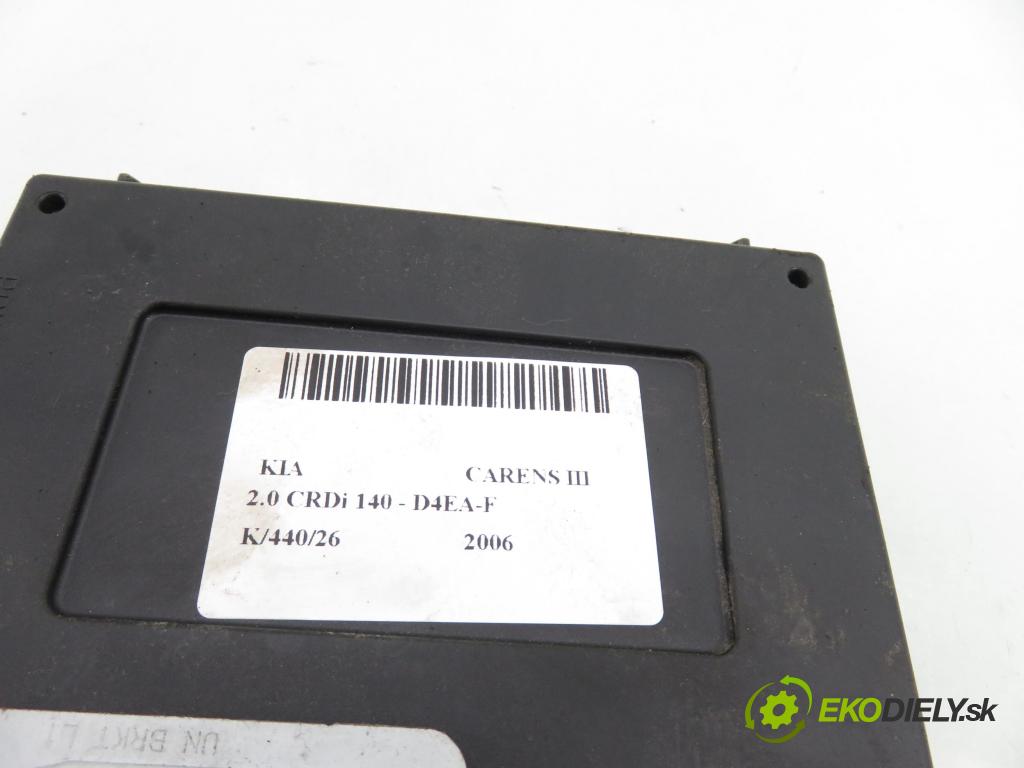KIA CARENS III (UN) MINIVAN 2006 103,00 2.0 CRDi 140 1991,00 MODUL BSM 954001D310