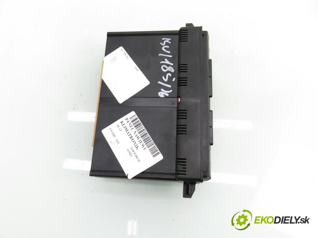 SEAT TOLEDO II (1M2) SEDAN 2001 81,00 1.9 TDI - ASV 1896,00 Panel kúrenia KLIMATRONIK 1M0820043 ; 5HB00797810
