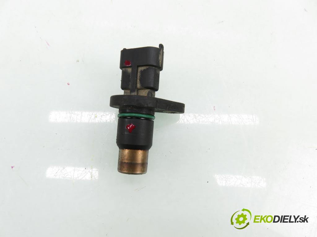 TOYOTA YARIS (_P1_) HB 2002 50,00 1.0 VVT- i 68 - 1SZ-FE 998,00 Snímač polohy vačky Vačkový hriadeľ: 0232103036 ; 9008019022