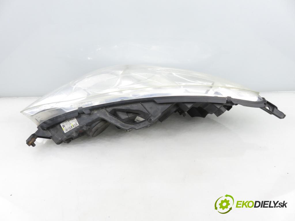 PEUGEOT 407 SW (6E_) KOMBI 2007 100,00 2.0 HDi 135 - RHR 1997,00 Svetlo PP 0301213202