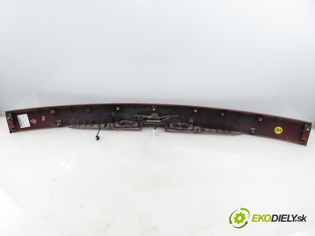 KIA CARENS III (UN) MINIVAN 2006 103,00 2.0 CRDi 140 1991,00 zadní část - čelo dveří kufr 873111D000