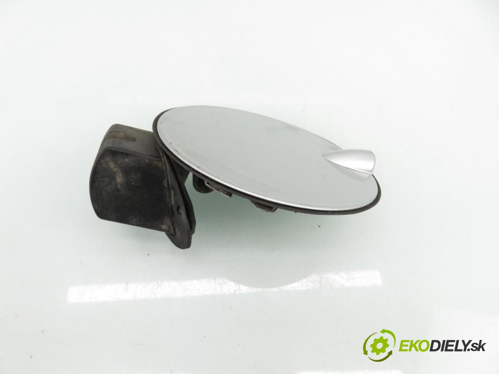 OPEL MERIVA A nadwozie wielkoprzestrzenne (MPV) (X03) MINIVAN 2003 74,00 1.6 16V - Z 16 XE 1598,00 Dvierka nádrže paliva 468435664 (Kľučka dverí ostatné)