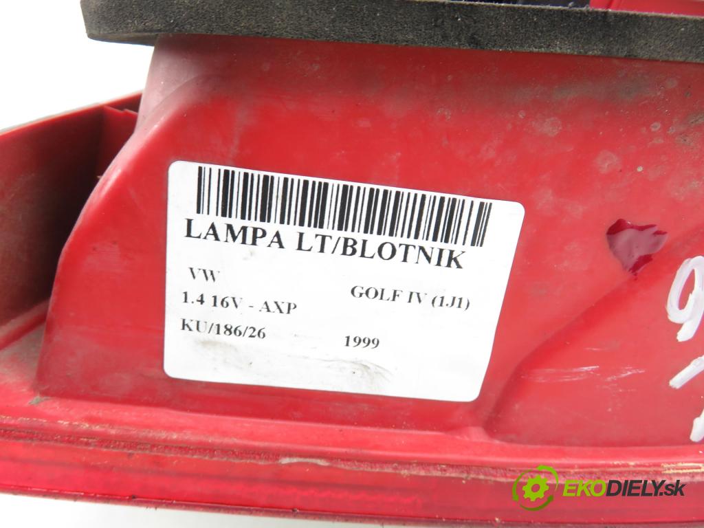 VW GOLF IV (1J1) HB 1999 55,00 1.4 16V - AXP 1390,00 světlo levé zadní 1J6946096Q